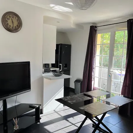 L'appart Isa&marc T2 Avec Rez-de-jardin 아파트